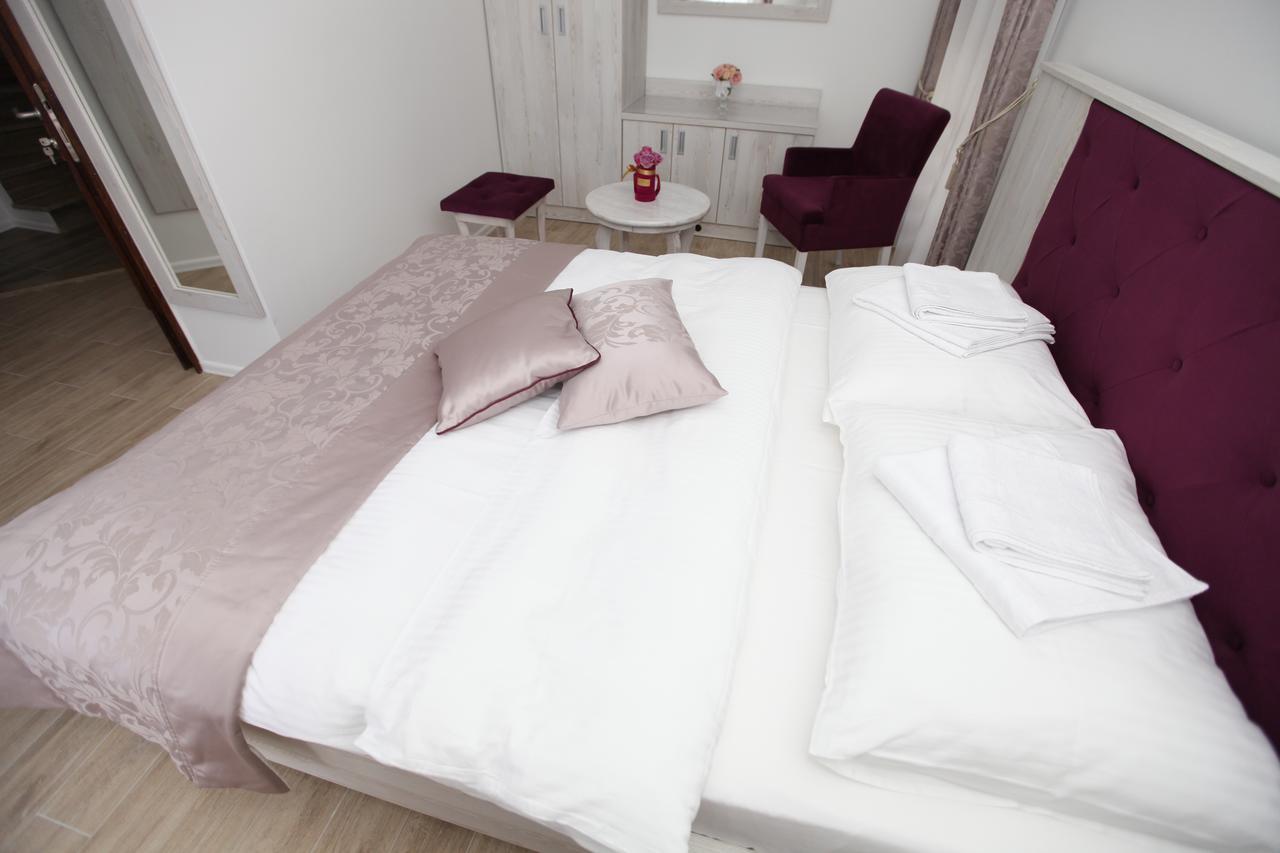 Apis Hotel تريبينيي المظهر الخارجي الصورة