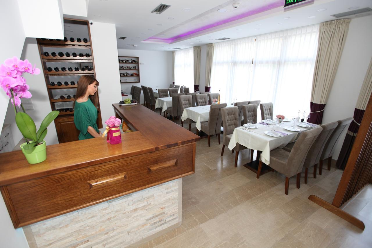 Apis Hotel تريبينيي المظهر الخارجي الصورة