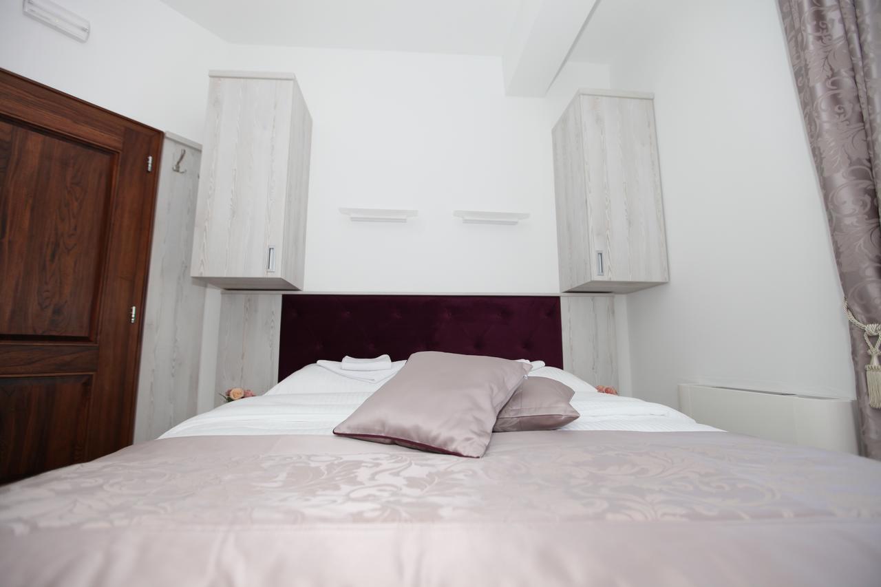 Apis Hotel تريبينيي المظهر الخارجي الصورة